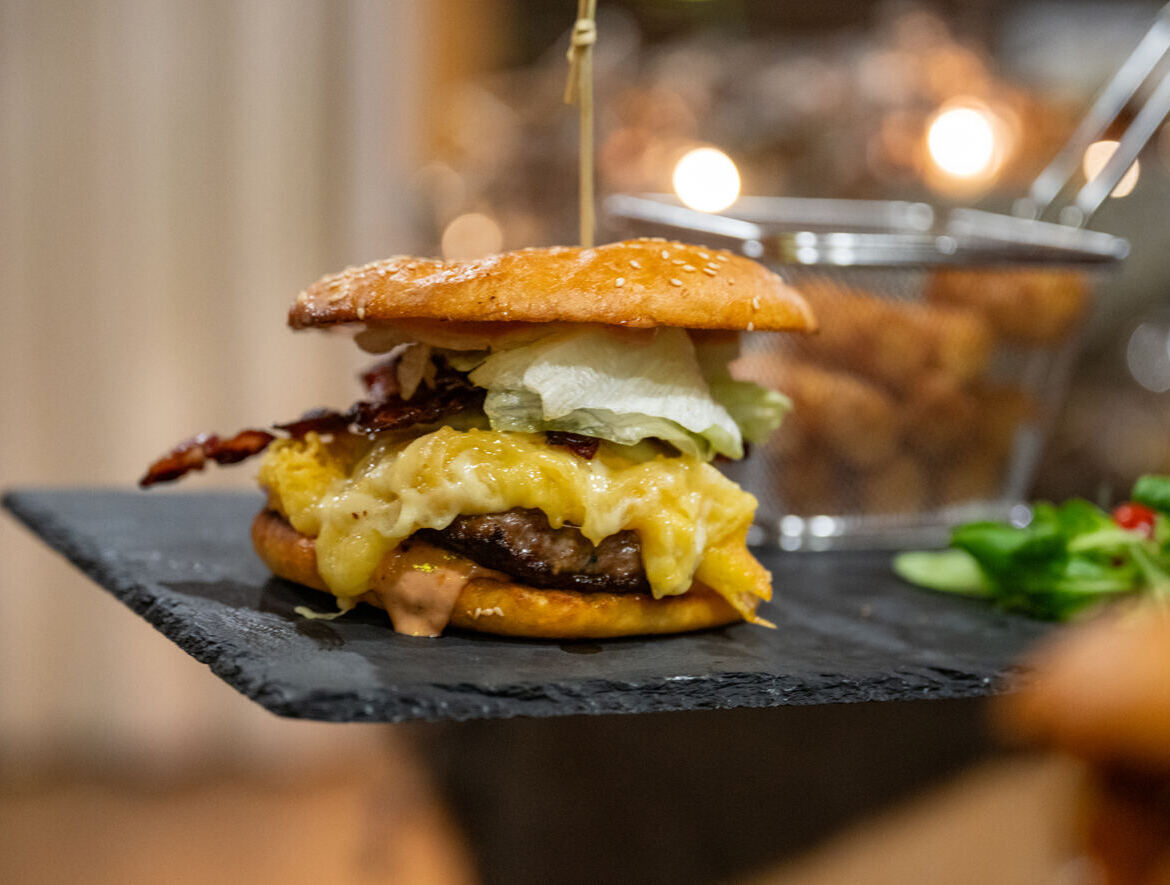 Schatt Stübli Heisser Stein